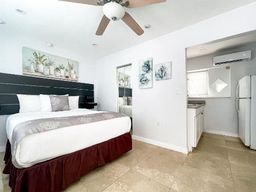 Hollywood Beach Hotels image 11