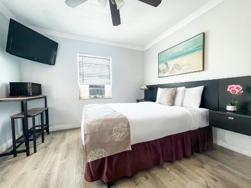 Hollywood Beach Hotels image 15